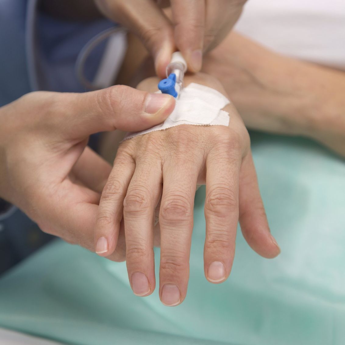 Um Schmerzen effektiv zu lindern, biete ich eine Vielzahl von Injektions- und Infiltrationsbehandlungen an.