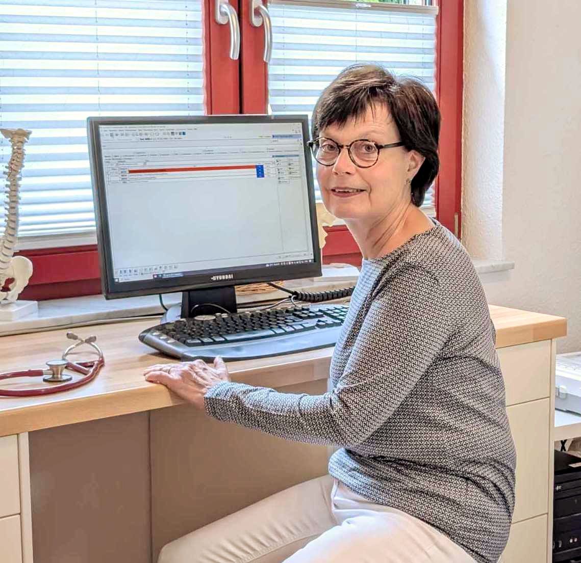 Bei der Beratung zu Naturheilverfahren werden alternative und komplementäre Behandlungsmethoden besprochen, die auf natürlichen Heilmitteln basieren.