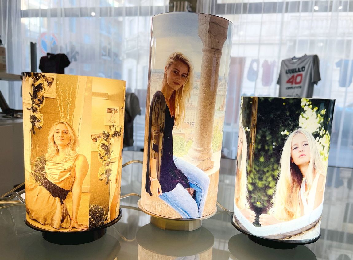 LAMPADE IN PLEXIGLASS