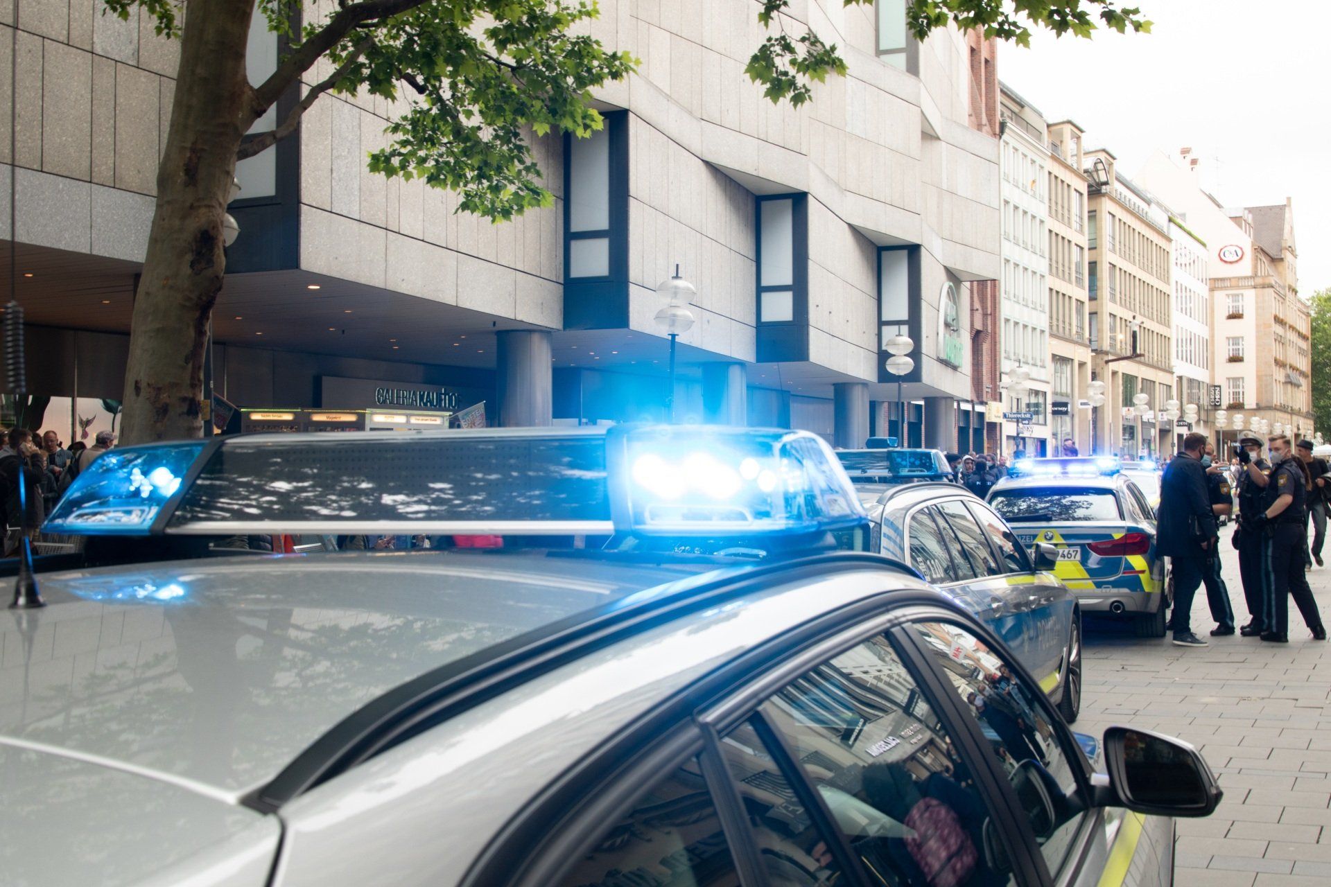 Polizei Streifendienst Berufsalltag Verkehrskontrolle Polizei Geschwindigkeitskontroll Festnahme Verhaftung