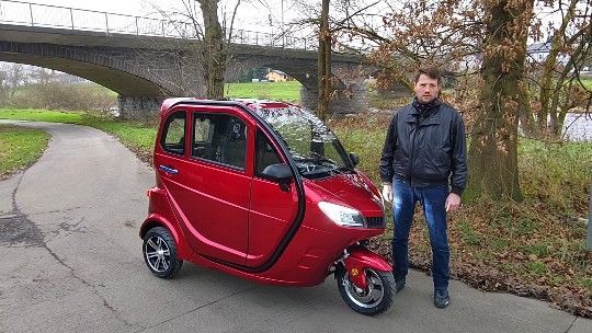 Kabinenroller Cruise Li Video