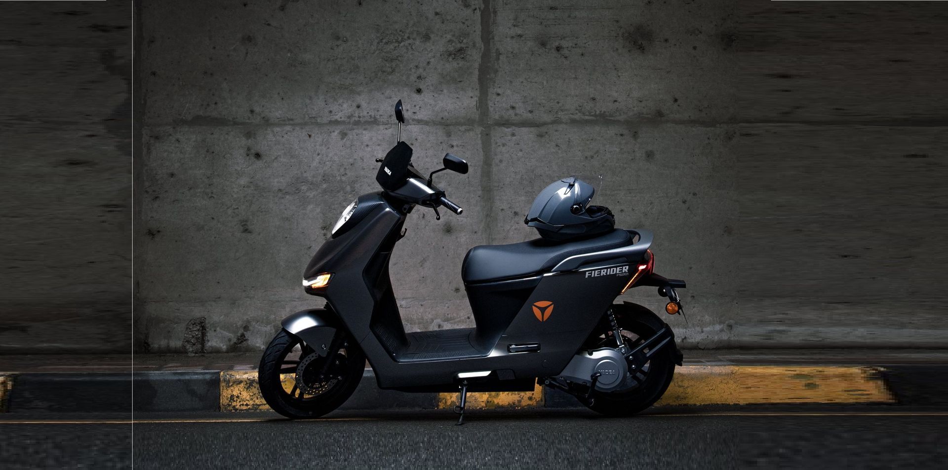 Elektroroller 25, 45, 80 und 100 km/h Modelle