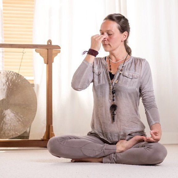 Julia von Ungern-Sternberg TriGuna.YOGA julia von ungern-sternberg