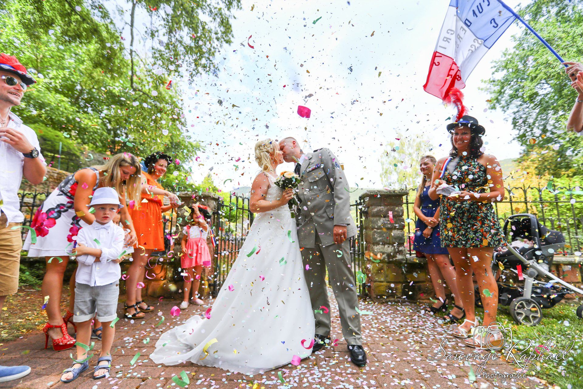 mariage,sauvage raphael,photographe, alsace,strasbourg,haguenau,Photographe,professionnel,famille,mariage,portrait,strasvourg,rosheim,alsace,photobooth,mulhouse,sauvage,raphael,naissance,bapteme,anniversaire,couple,séance,photo,bois,rose,blé, photo, marrante, photographe,bas,haut,rhin,moselle,67,68,54,57