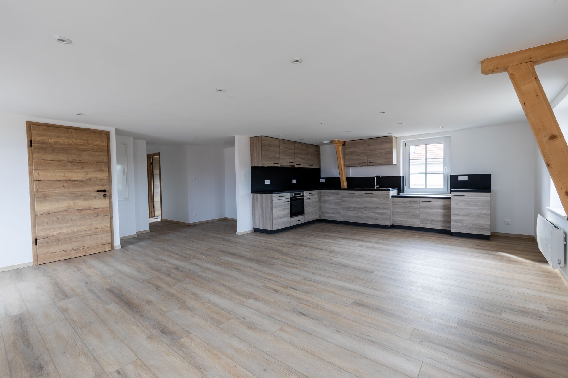 Photo immobilière - Rosheim Photo immobilière, Photographie d'immobilier, Photographie architecturale, Photographie de biens immobiliers, Photos de maisons, Photos d'appartements, Photos de propriétés, Photos de résidences, Photos de bâtiments, Photos de locaux commerciaux, Photographie intérieure, Photographie extérieure, Mise en valeur immobilière, Photographie de chambre, Photographie de cuisine, Photographie de salon, Photographie de salle de bains, Photographie de jardin, Photographie de piscine, Photographie de terrasse, Photographie de façade, Photos de bien immobilier à vendre, Photos de bien immobilier à louer, Photographie d'espaces commerciaux, Photographie d'espaces résidentiels, Photographie immobilière professionnelle, Photographie immobilière haut de gamme, Photographie immobilière créative, Photographie immobilière artistique, Photographie immobilière HDR, Photographie immobilière avec éclairage, Photographie immobilière avec grand-angle, Photographie immobilière aérienne, Photographie immobilière virtuelle, Visite virtuelle immobilière, Photographie immobilière 360 degrés, Photographie immobilière en réalité virtuelle, Photographie immobilière en twilight (crépuscule), Photographie immobilière avec mise en scène, Photographie immobilière avec décoration, Photographie immobilière avec home staging, Photographie immobilière de luxe, Photographie immobilière commerciale, Photographie immobilière résidentielle, Photographie immobilière industrielle, Photographie immobilière de bureau, Photographie immobilière de chantier, Photographie immobilière de propriétés de vacances, Photographie immobilière de propriétés de prestige, Photographie immobilière de complexes résidentiels, Photographie immobilière de condominiums, Photographie immobilière de lofts, Photographie immobilière de projets immobiliers, Photographie immobilière de bâtiments historiques, Photographie immobilière de biens neufs, Photographie immobilière pour agences immobilières, Photographie immobilière pour promoteurs immobiliers, Photographie immobilière pour architectes, Photographie immobilière pour propriétaires, Photographie immobilière pour sites web immobiliers, Photographie immobilière pour brochures immobilières, Photographie immobilière pour panneaux d'affichage, Photographie immobilière pour publicités, Photographie immobilière pour marketing immobilier, Photographie immobilière pour documents légaux, Photographie immobilière pour locations de vacances, Photographie immobilière pour hôtels, Photographie immobilière pour restaurants, Photographie immobilière pour espaces commerciaux, Photographie immobilière pour espaces industriels, Photographie immobilière pour espaces de bureaux, Photographie immobilière pour espaces de coworking, Photographie immobilière pour espaces événementiels.