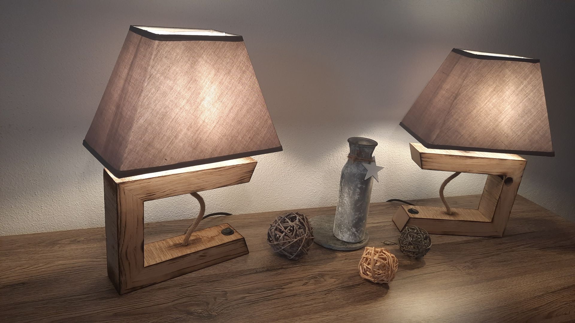 Modell: ULT2-10-11 NT Lampenschirm GRAU