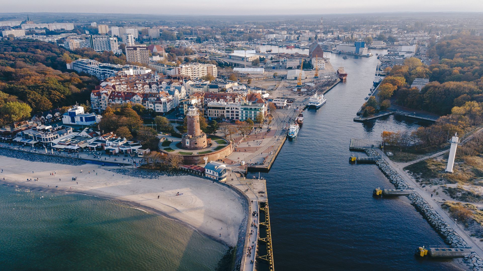 Yachtcharter Polen, Segelyachten in der Marina an der polnischen Ostseeküste