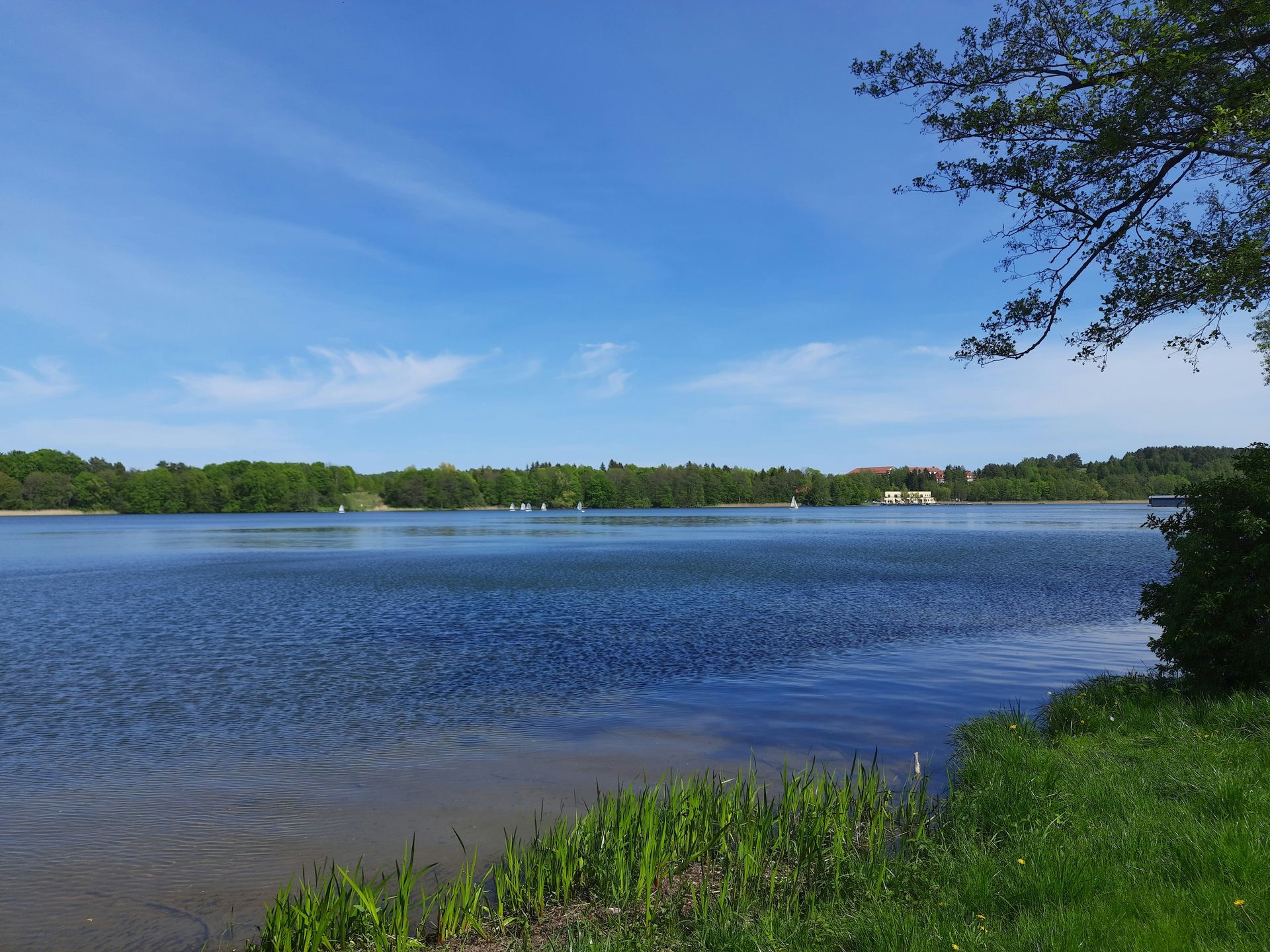 Hausbootferien in Mikołajki, Ferienort mit Jachthafen in Masuren