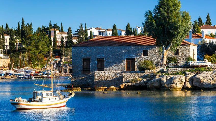 Yachtcharter Athen, segeln im Saronischen Golf