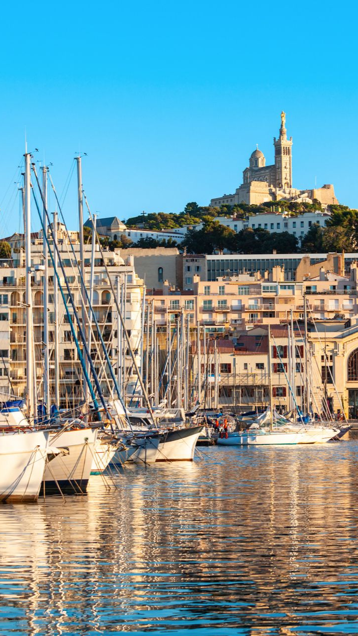 Yachtcharter ab Golfe-Juan oder Antibes udn Marseille, Segelyachten und Katamarane mieten