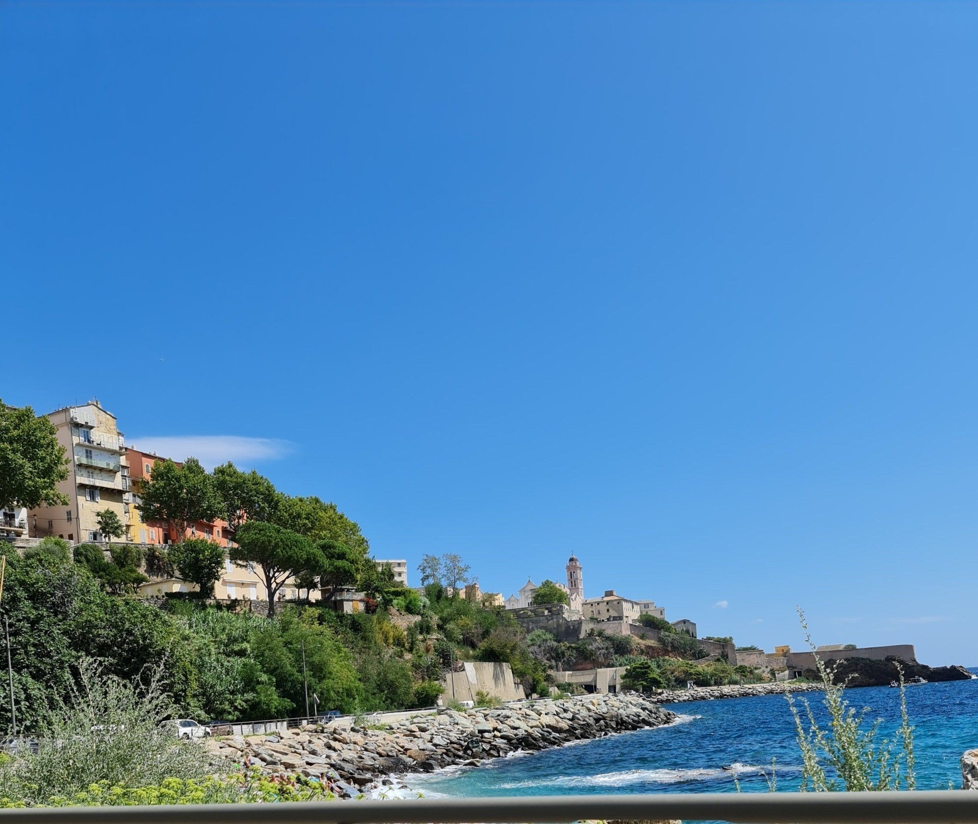 Straße nach Bastia-Korsika