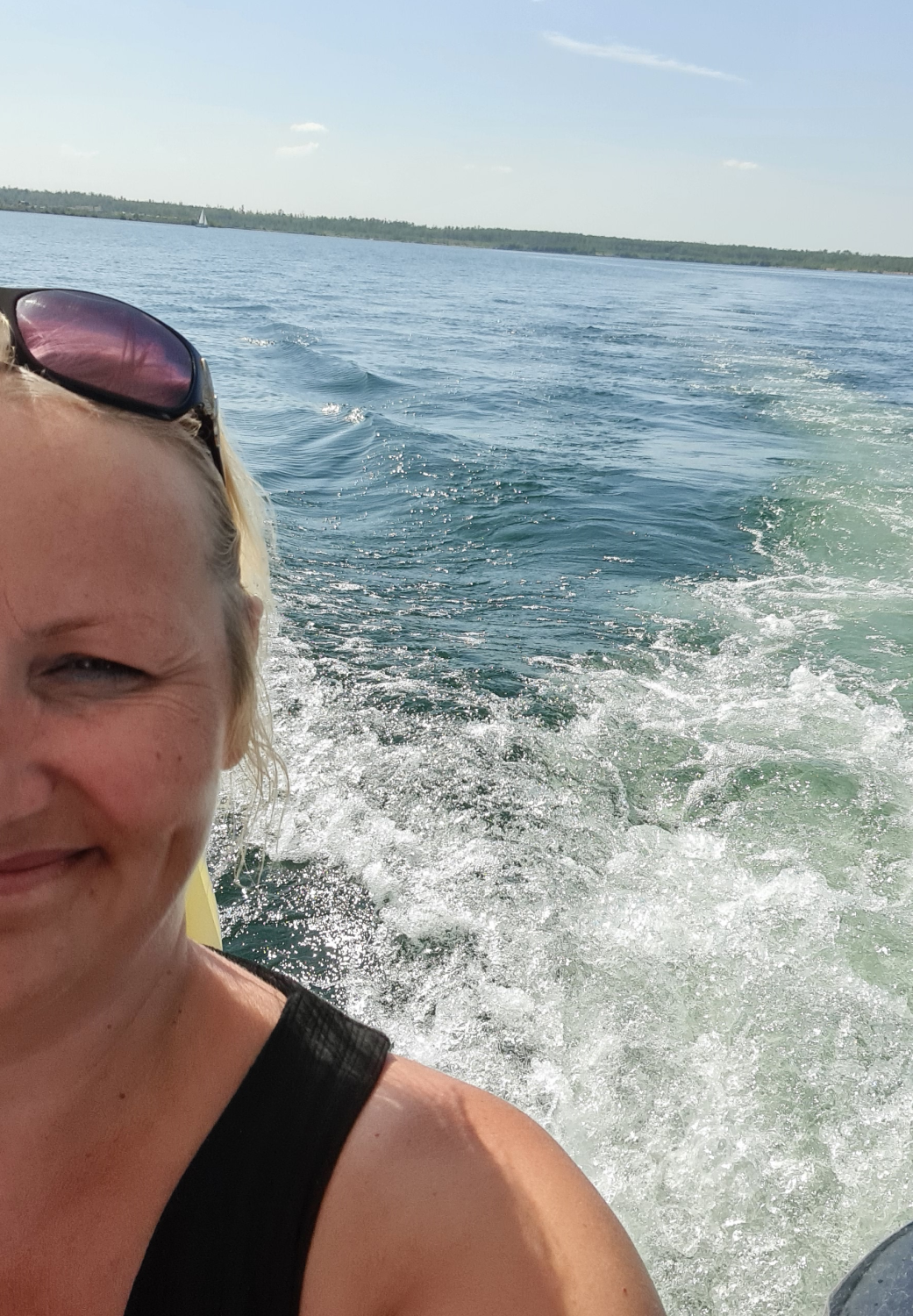 Wasser-Boot fahren-Frau