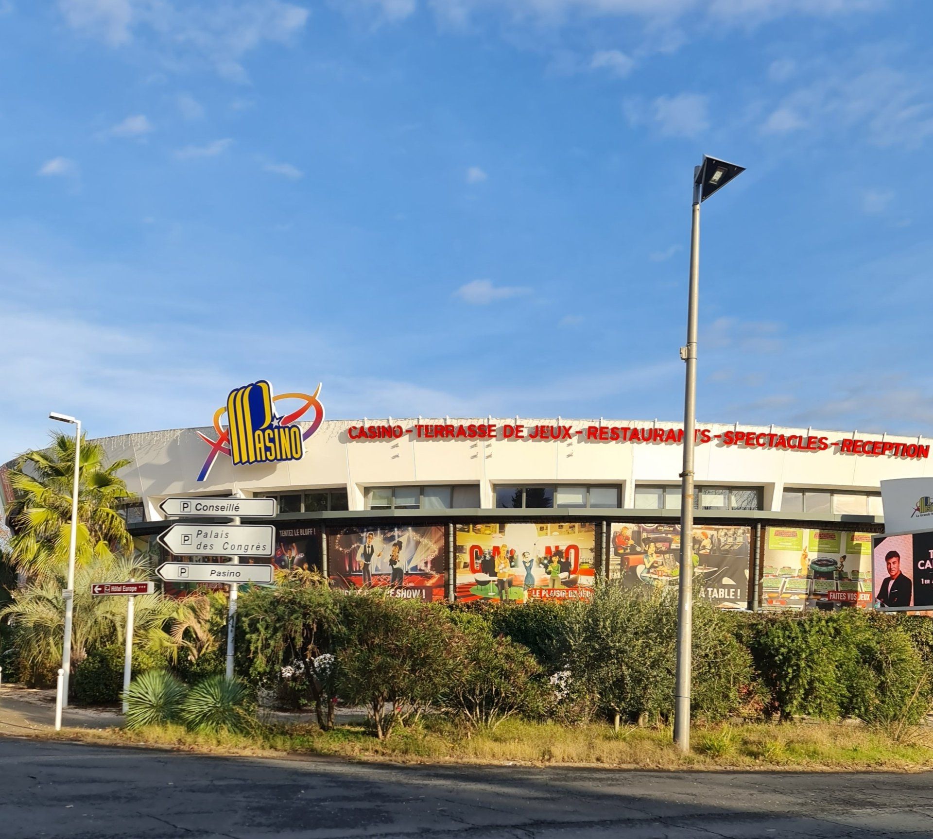 rundes Gebäude ein Pasino soll ein Casino und Restaurants beherbergen