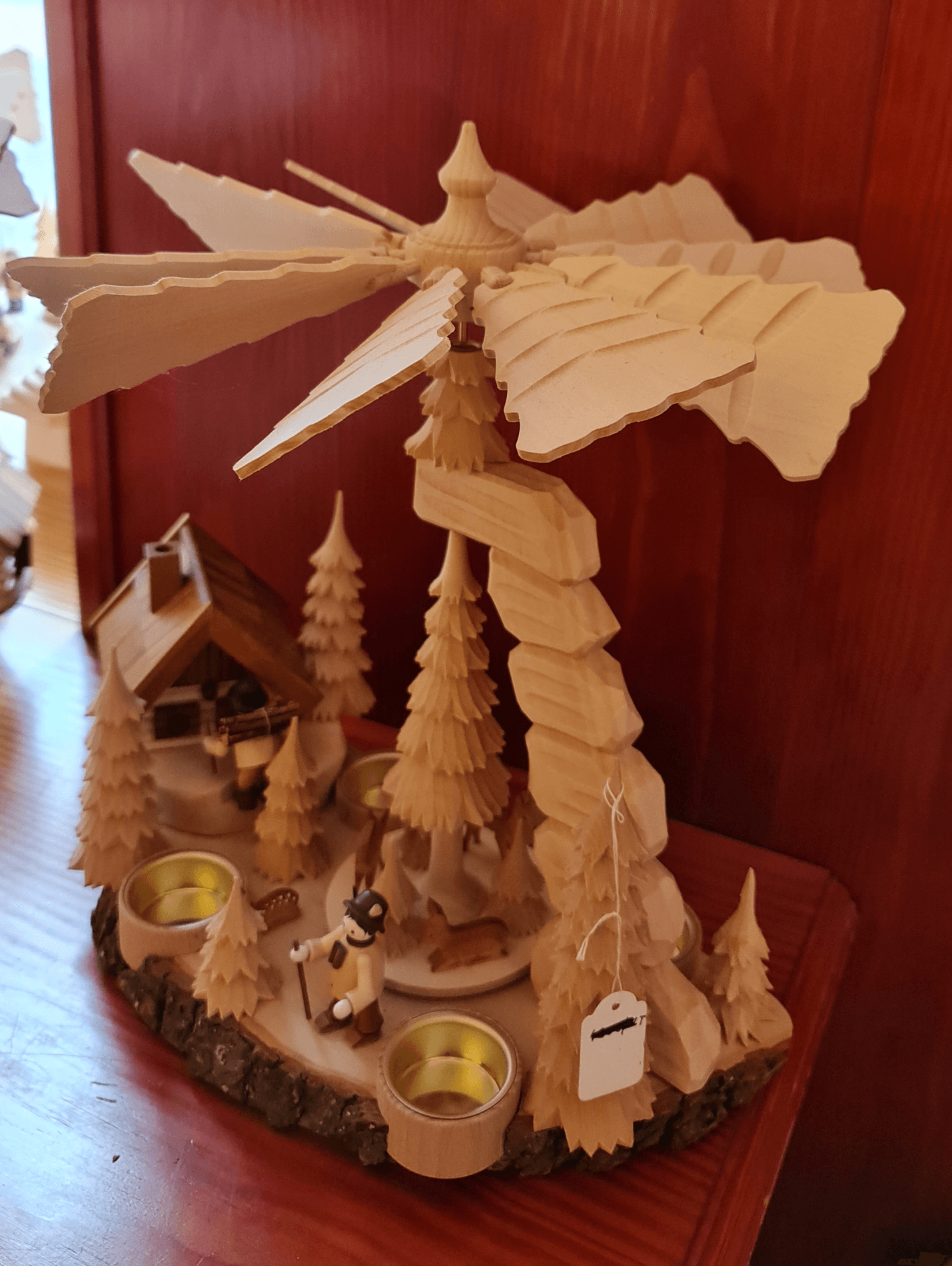 Holzpyramide ca. 40 cm groß aus Holz Handwerk aus dem Erzgebirge