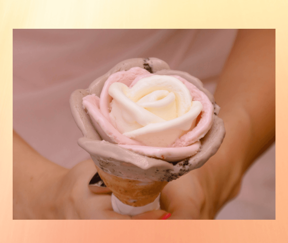 Eis-Rose bei Amorino Foto: Canva Eis Rose Amorino