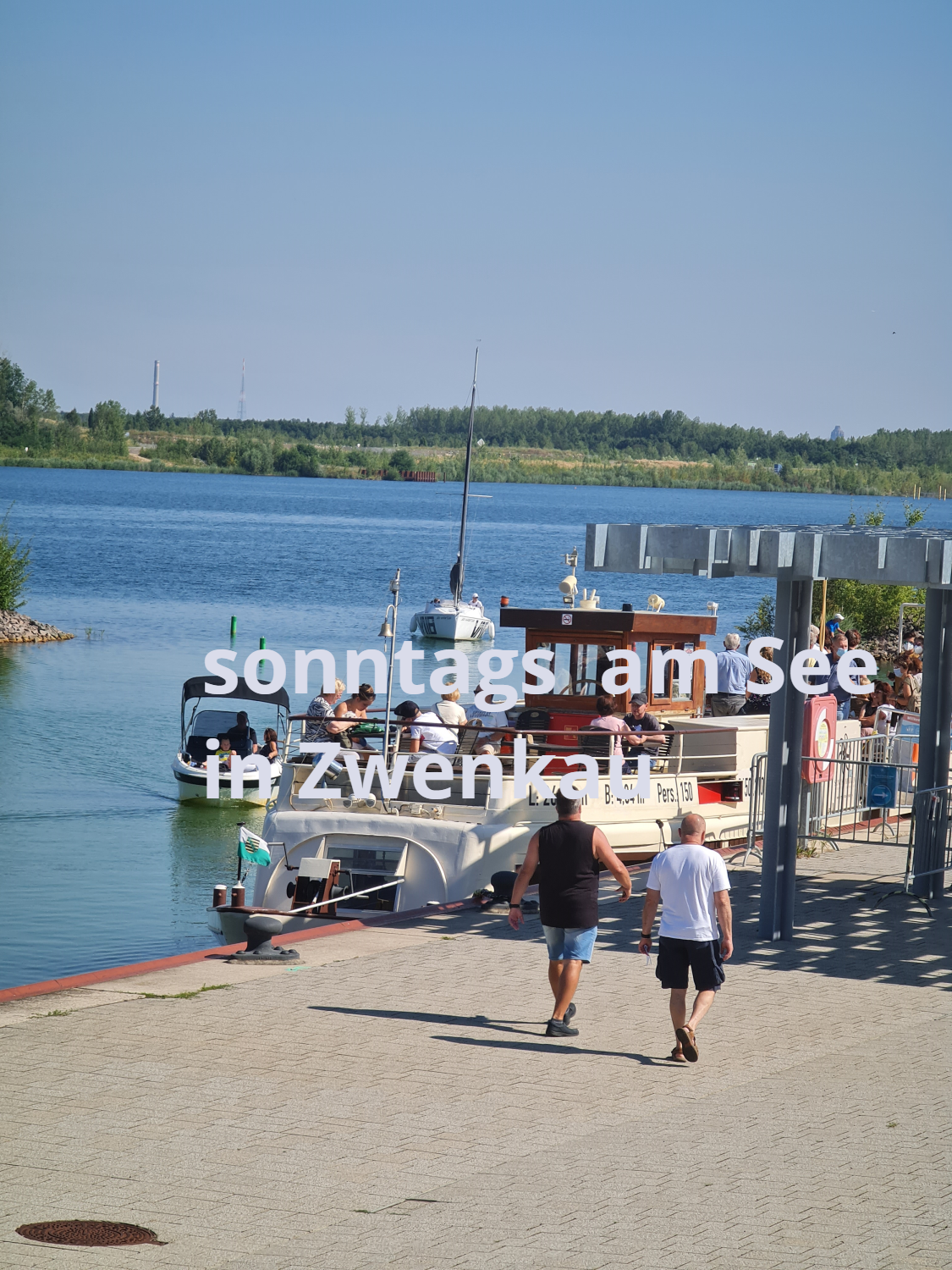 Sonntags am See in Zwenkau - Photo by: Viola Einert-Krug Schiffe-Boote-Wasser-Menshen- am See Zwenkau