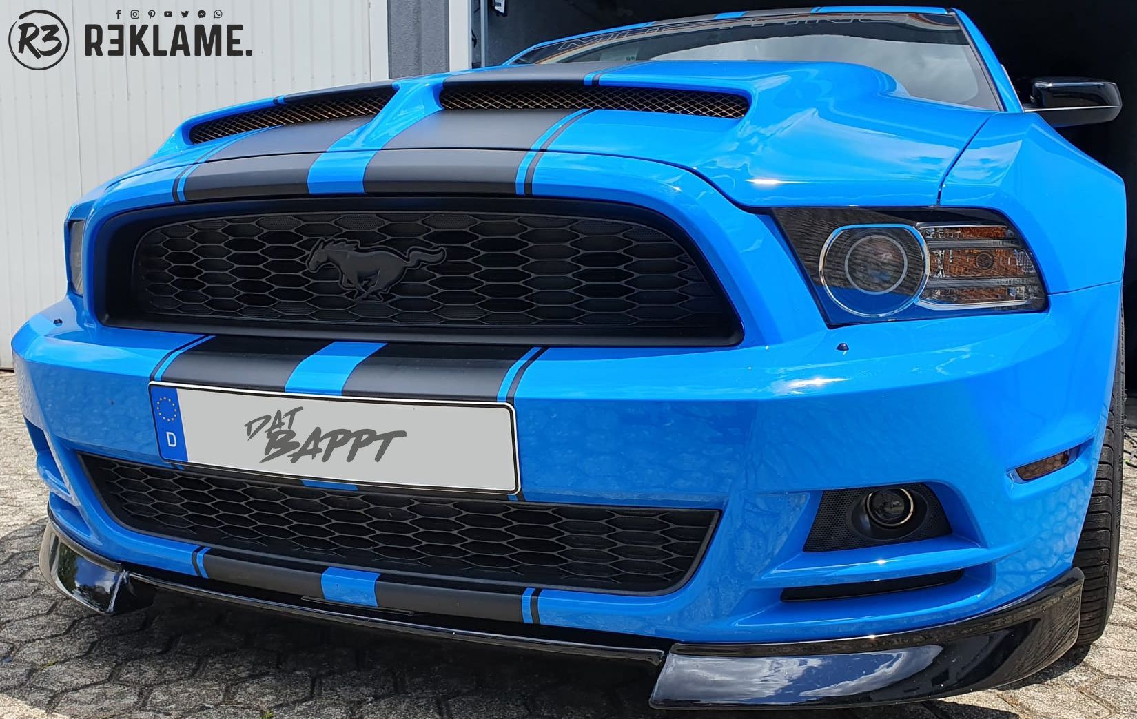 R3klame Werbetechnik - Folierung - Beschriftung - Sichtbarkeit durch Werbung - V8