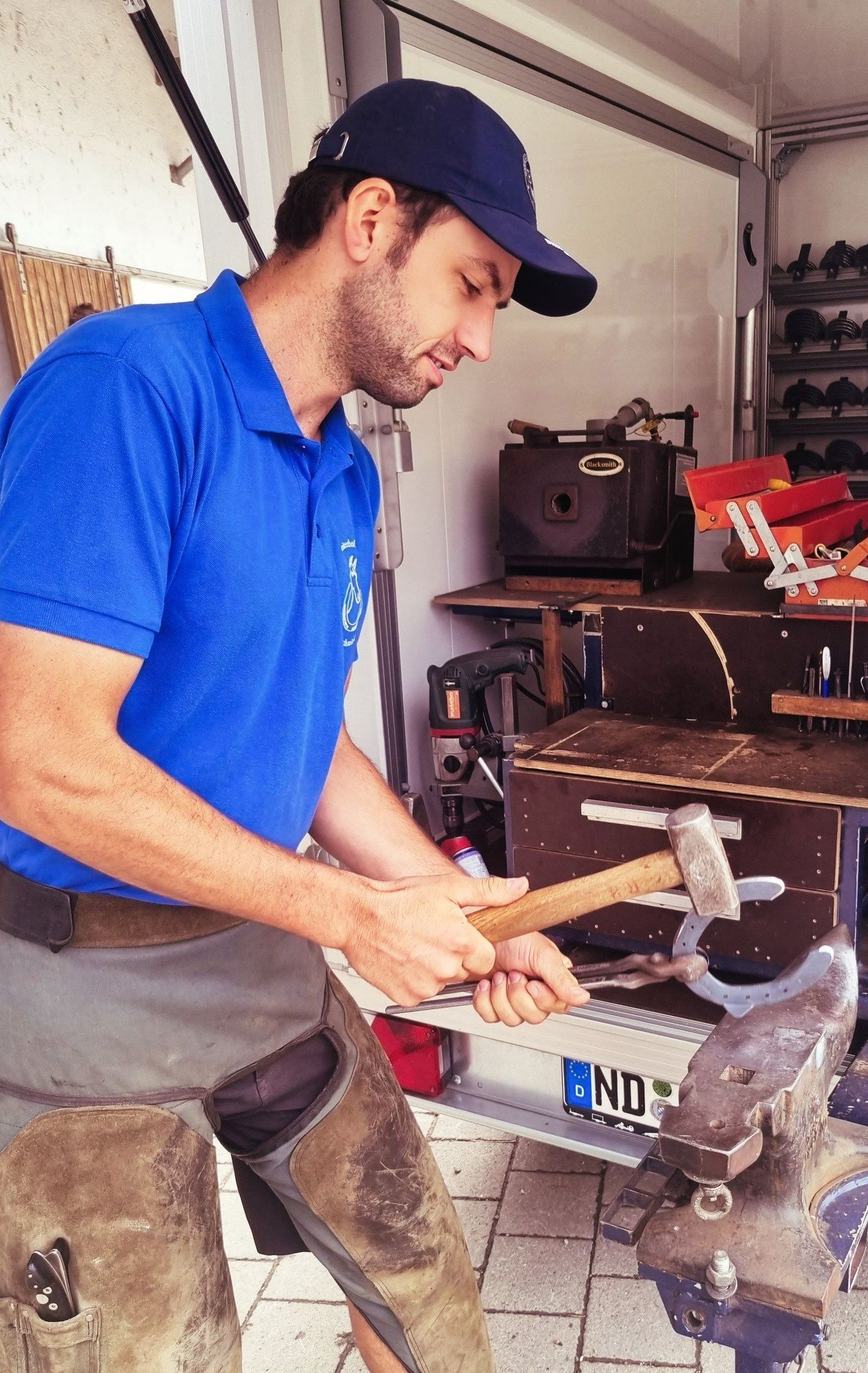 Roland Hugl, Hufschmied aus Leidenschaft