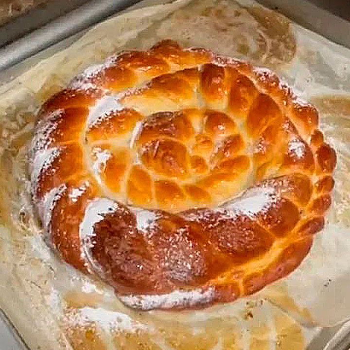 Ensaimadas lisas, con relleno y Ensaimadas Trenzadas