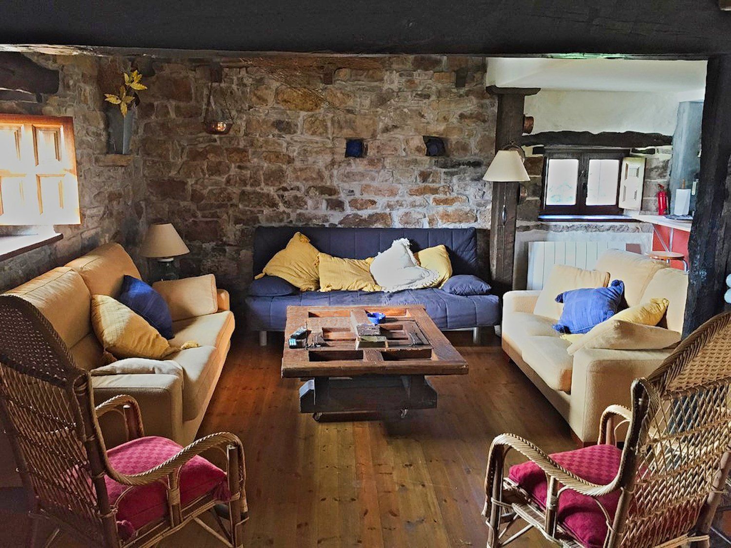 zona sofas y mesa centro