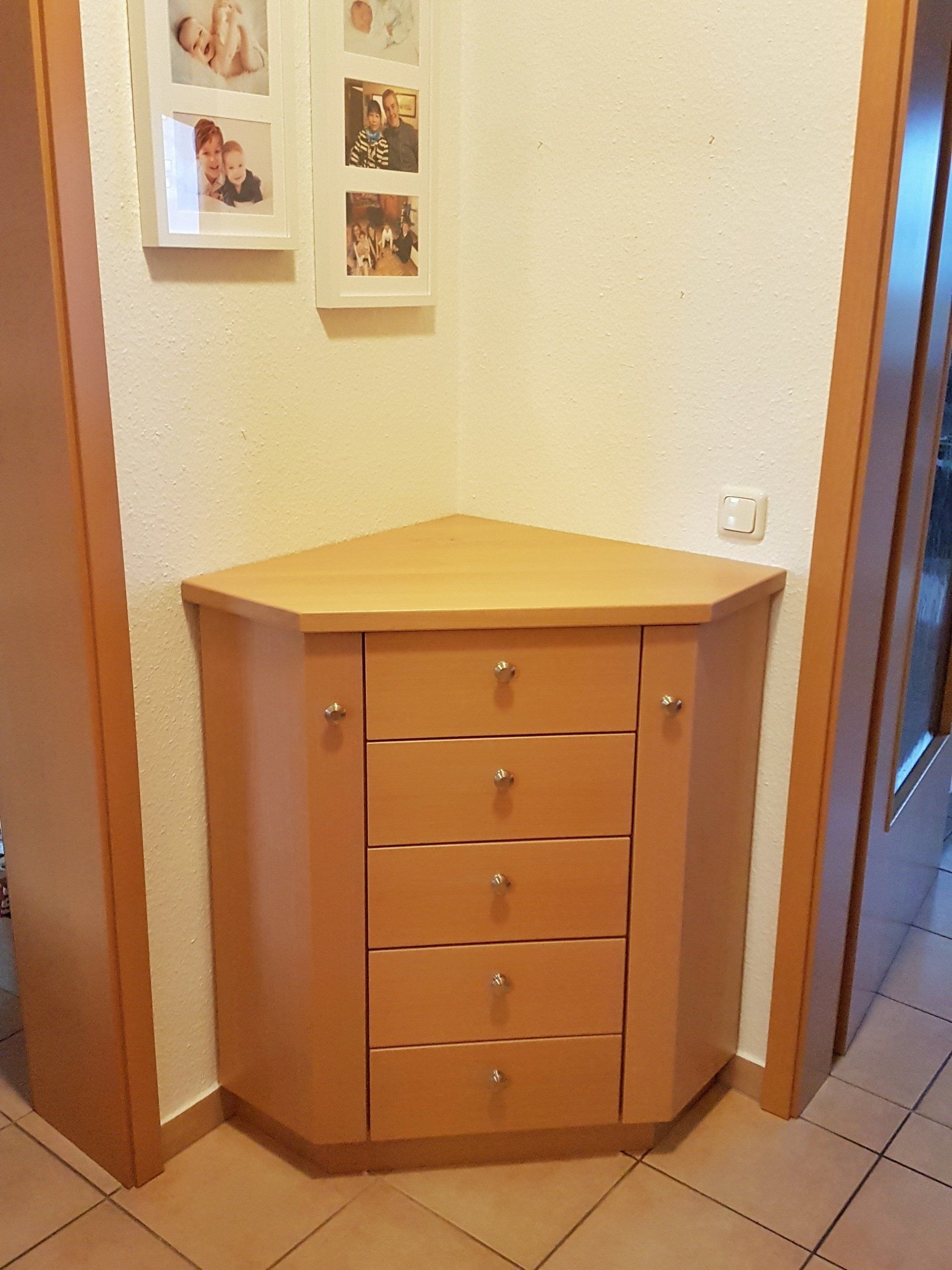 Flurschrank
