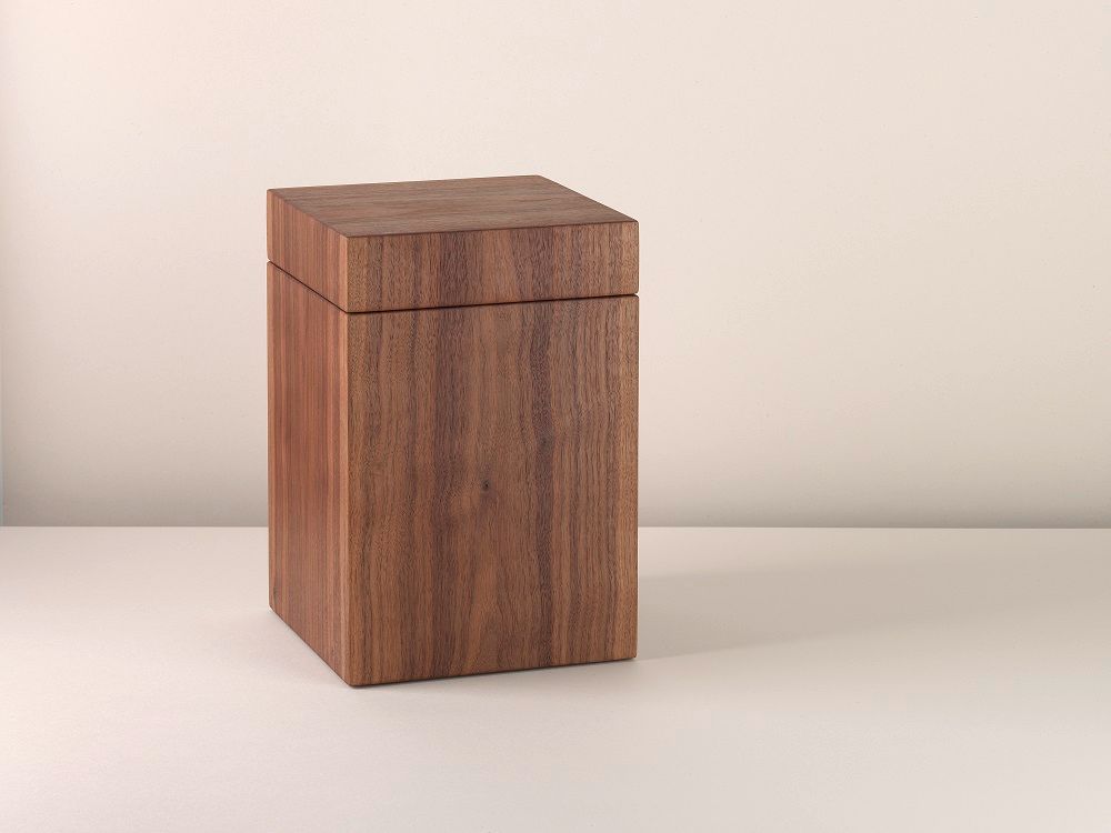 FriedWald GmbH, Urne, Rehau, Massivholz, Schmuckurne, Holzurne, Ruhewald, Waldfriedhof, Naturfriedhof, Bestattung