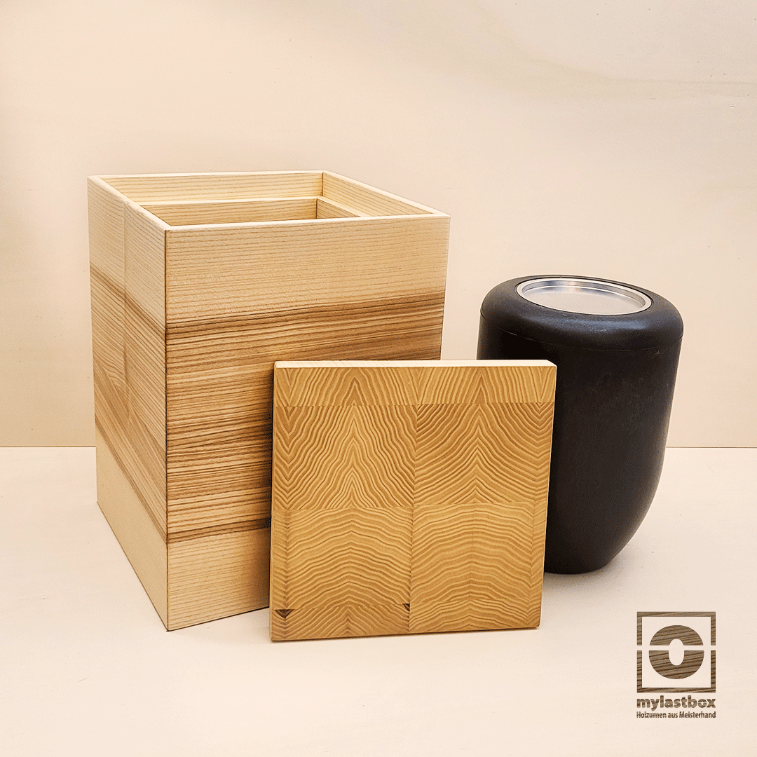 FriedWald GmbH, Urne, Rehau, Massivholz, Schmuckurne, Holzurne, Ruhewald, Waldfriedhof, Naturfriedhof, Bestattung