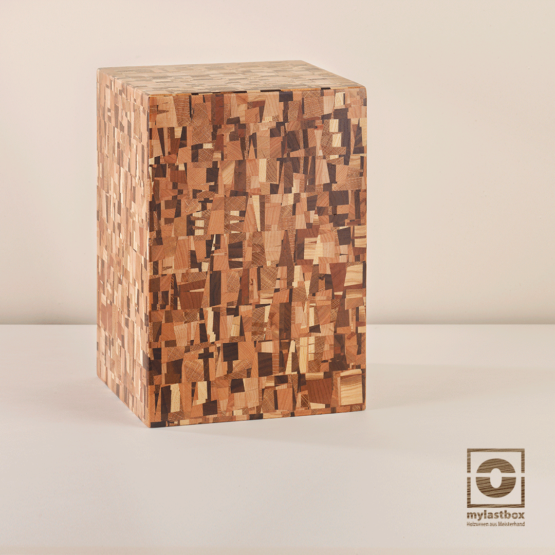 FriedWald GmbH, Urne, Rehau, Massivholz, Schmuckurne, Holzurne, Ruhewald, Waldfriedhof, Naturfriedhof, Bestattung