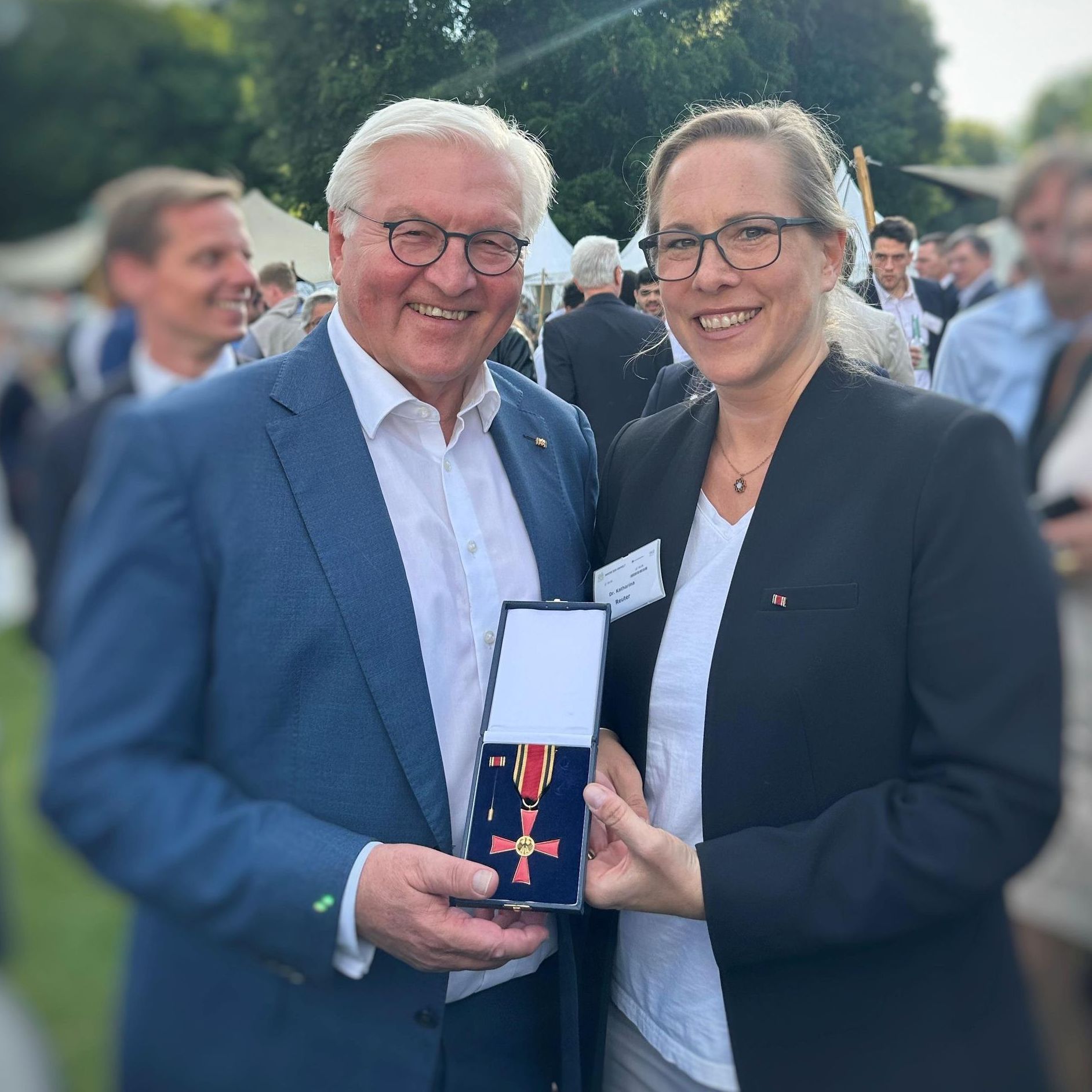 Katharina Reuter mit Bundespräsident Frank-Walter Steinmeier, Foto: privat