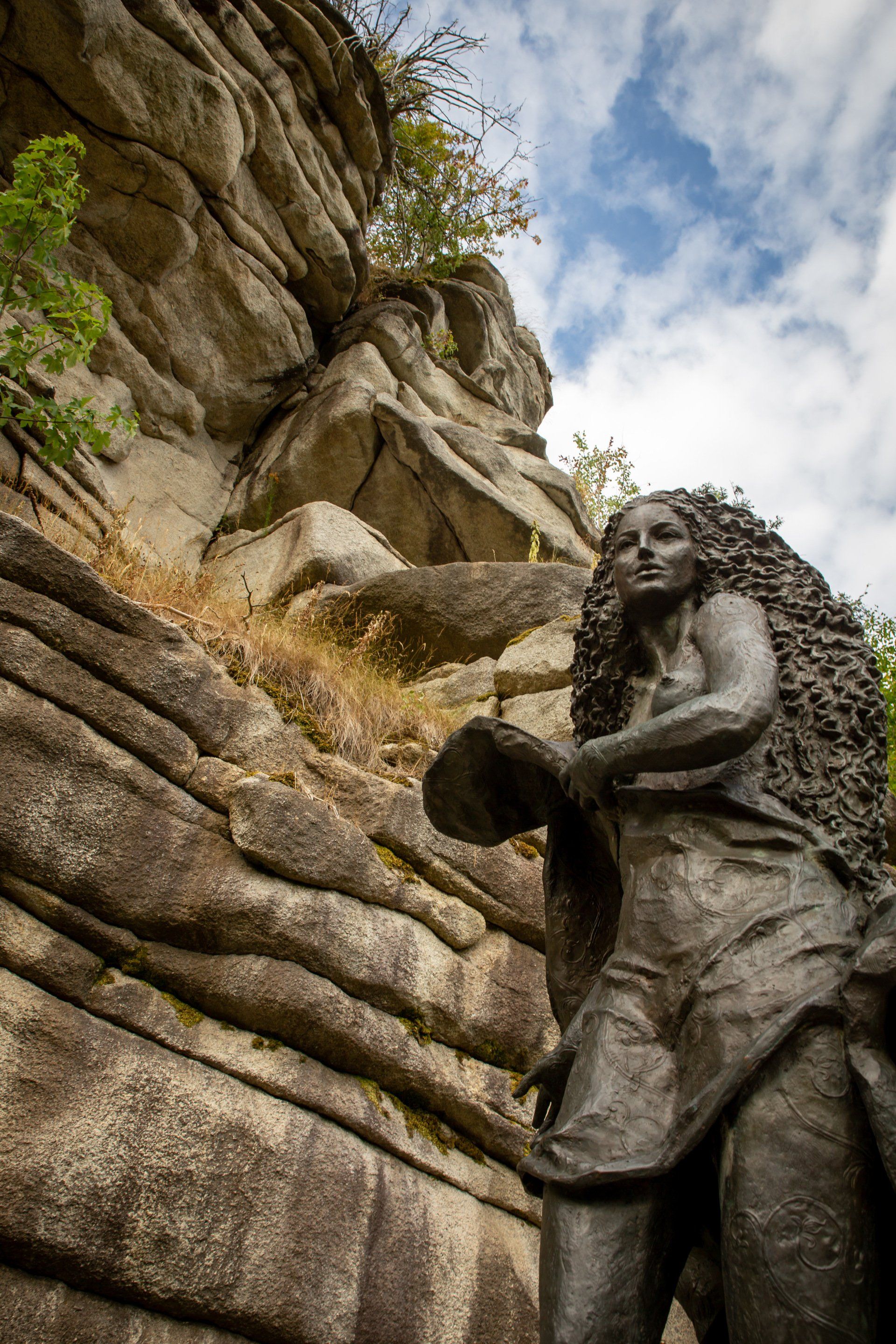 Mutter Erde - Gaja - an der Burgruine Weißenstein, dem Wahrzeichen im Naturpark Steinwald.