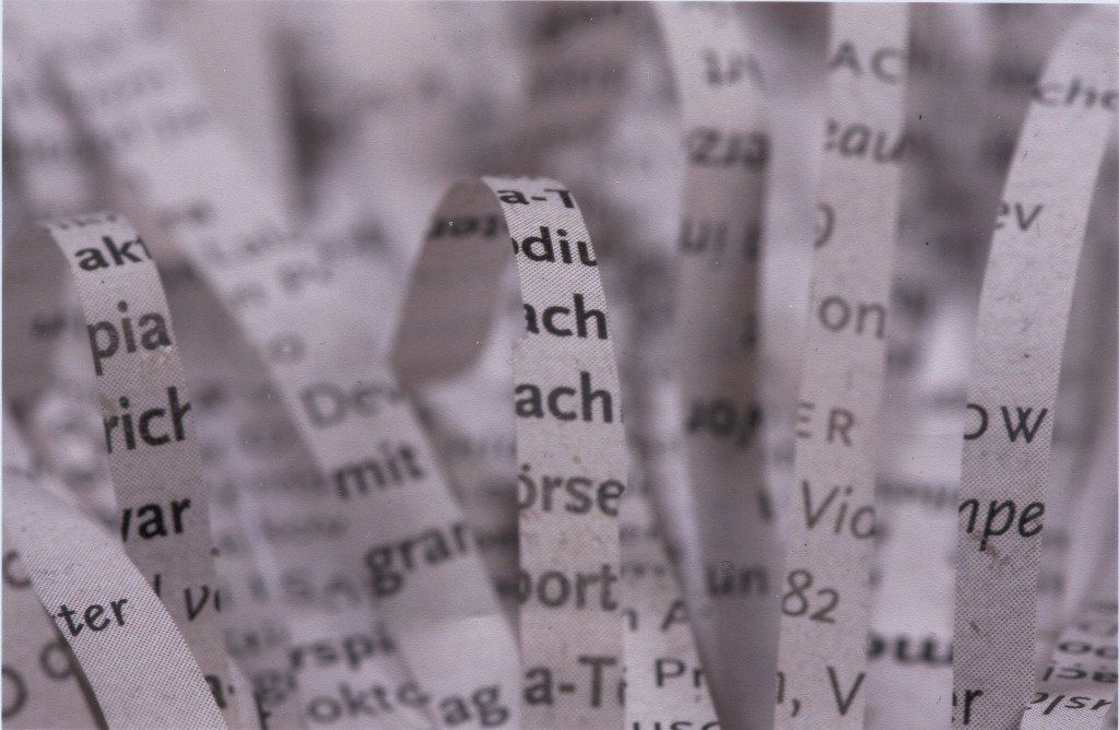 Programmheftcollage. Die Konstruktion des Deutschlandfunks. Ausschnitt. Photo J. Kulke Programmheftcollage. Die Konstruktion des Deutschlandfunks. Reihe von Originaltonhörspielen von Carsten Schneider