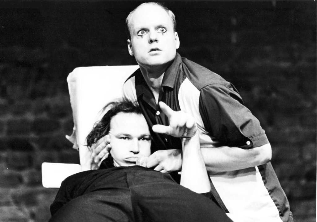 Adrian Frieling und Carsten Schneider im Theaterstück