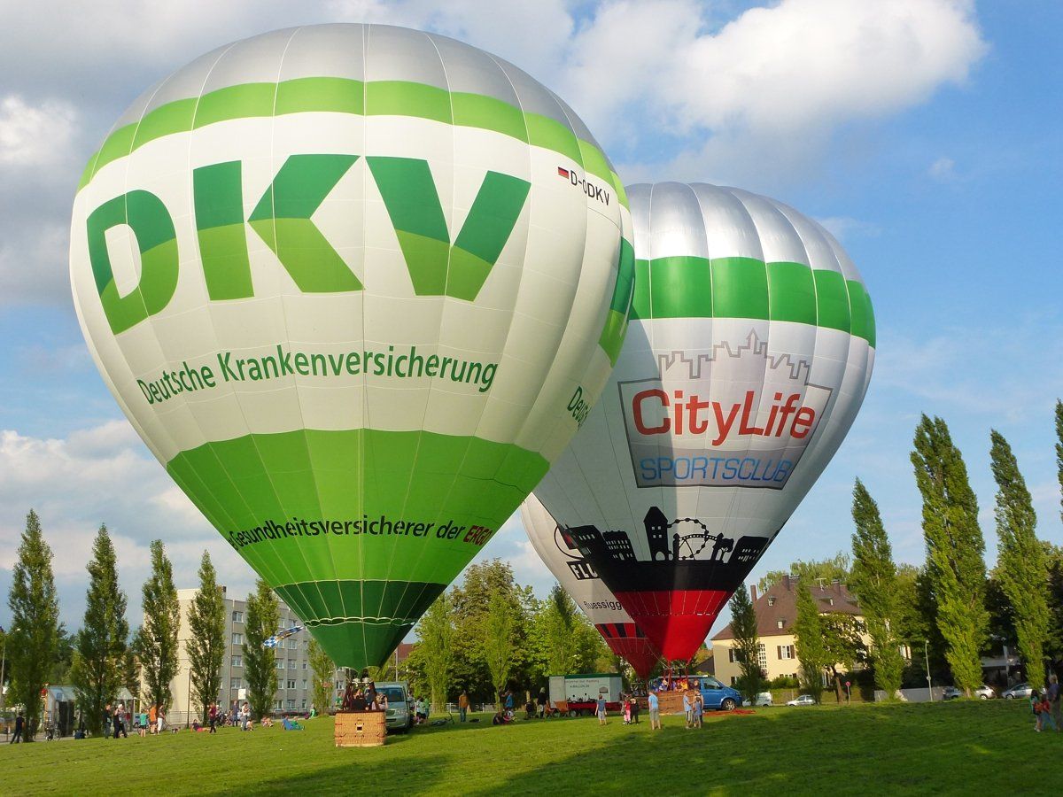Startbereite 3 Ballone auf der Sanderwiese in Augsburg