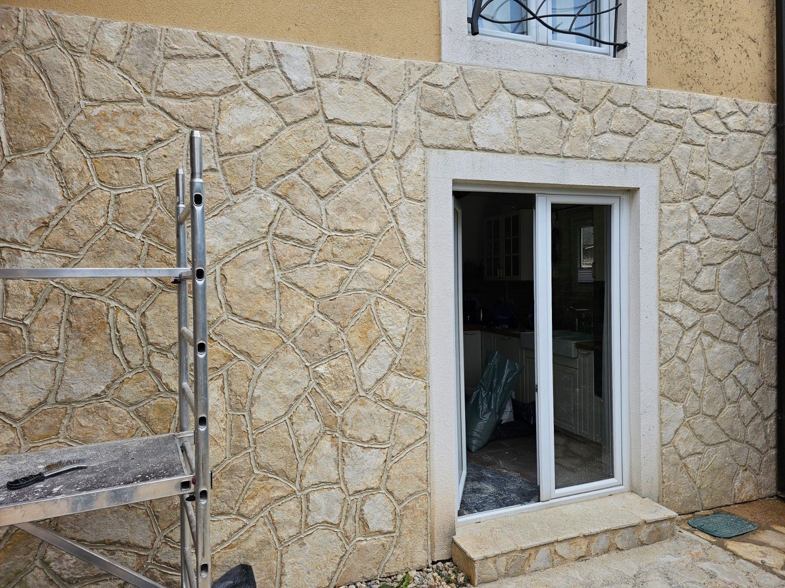 Natrusteinarbeiten Insel Krk Kroatien