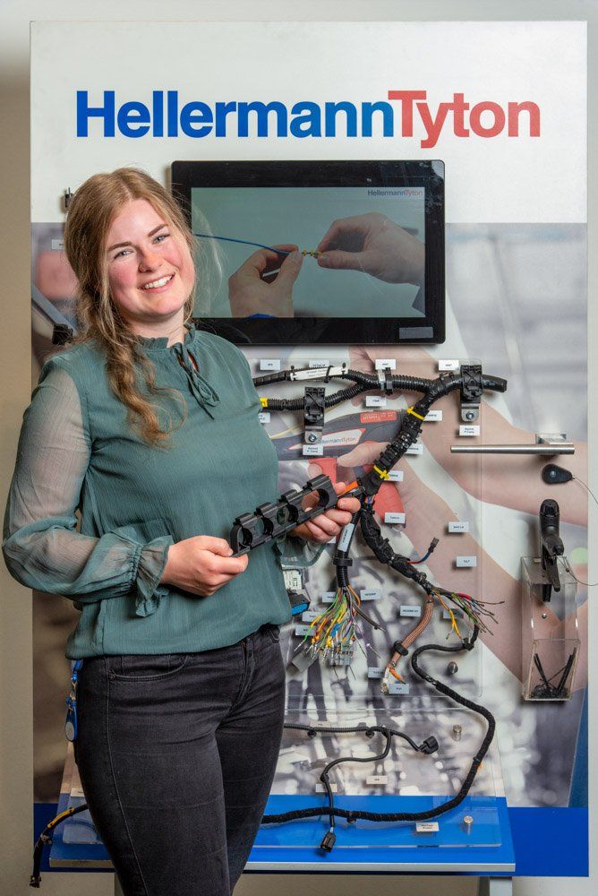 Landesbeste Auszubildende bei Hellermann Tyton