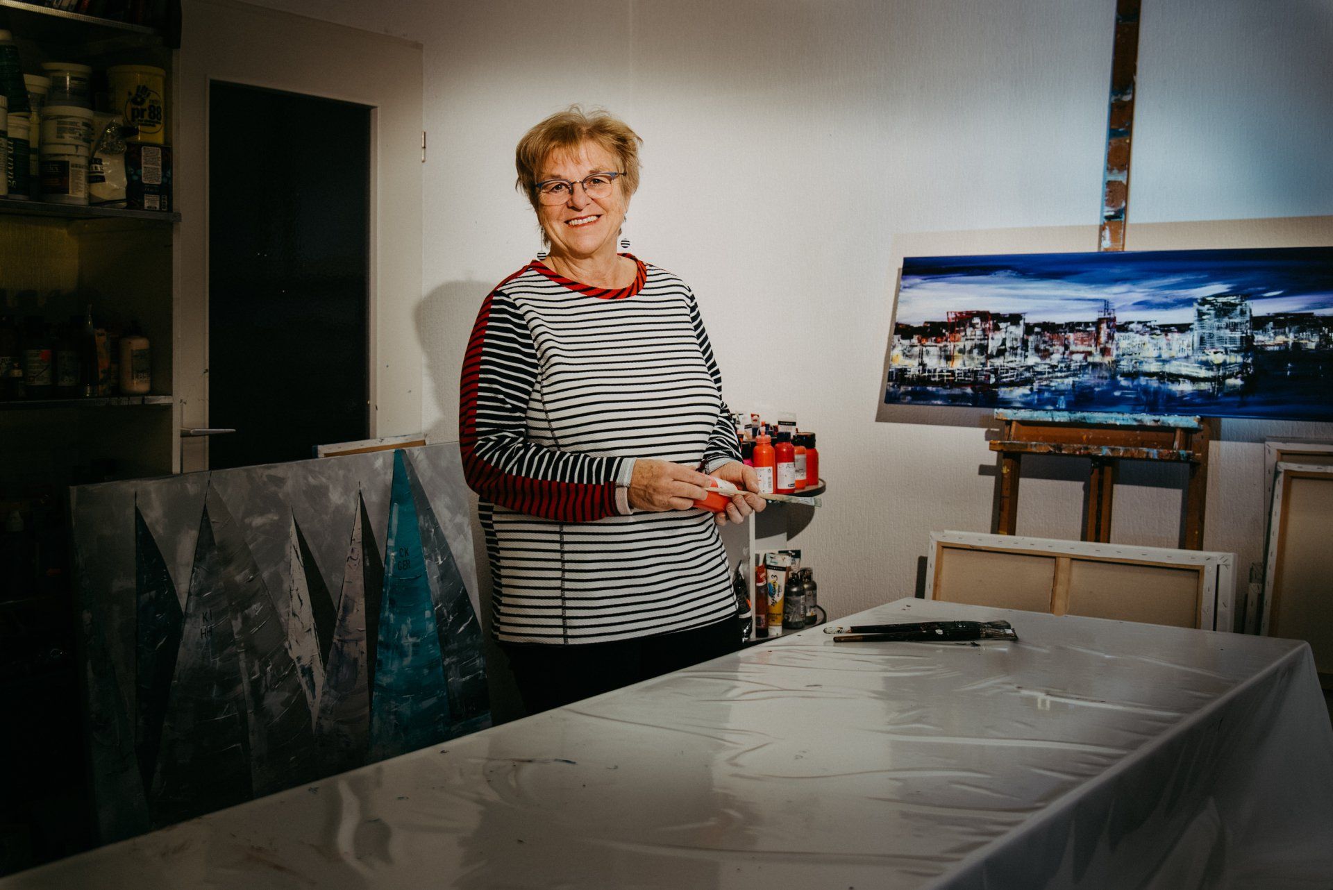 Claudia Kassner in ihrem Atelier