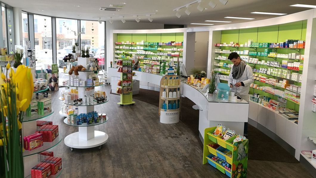 Blick auf den Handverkauf der Apotheke im Nordharz Center Innenraum der Apotheke im Nordharz Center