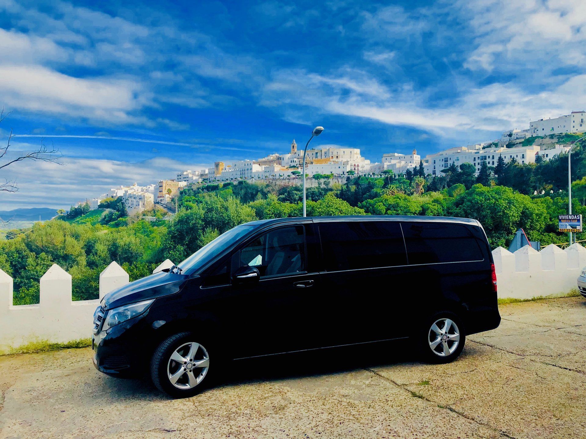 tour por cadiz con conductor en minivan 8 plazas