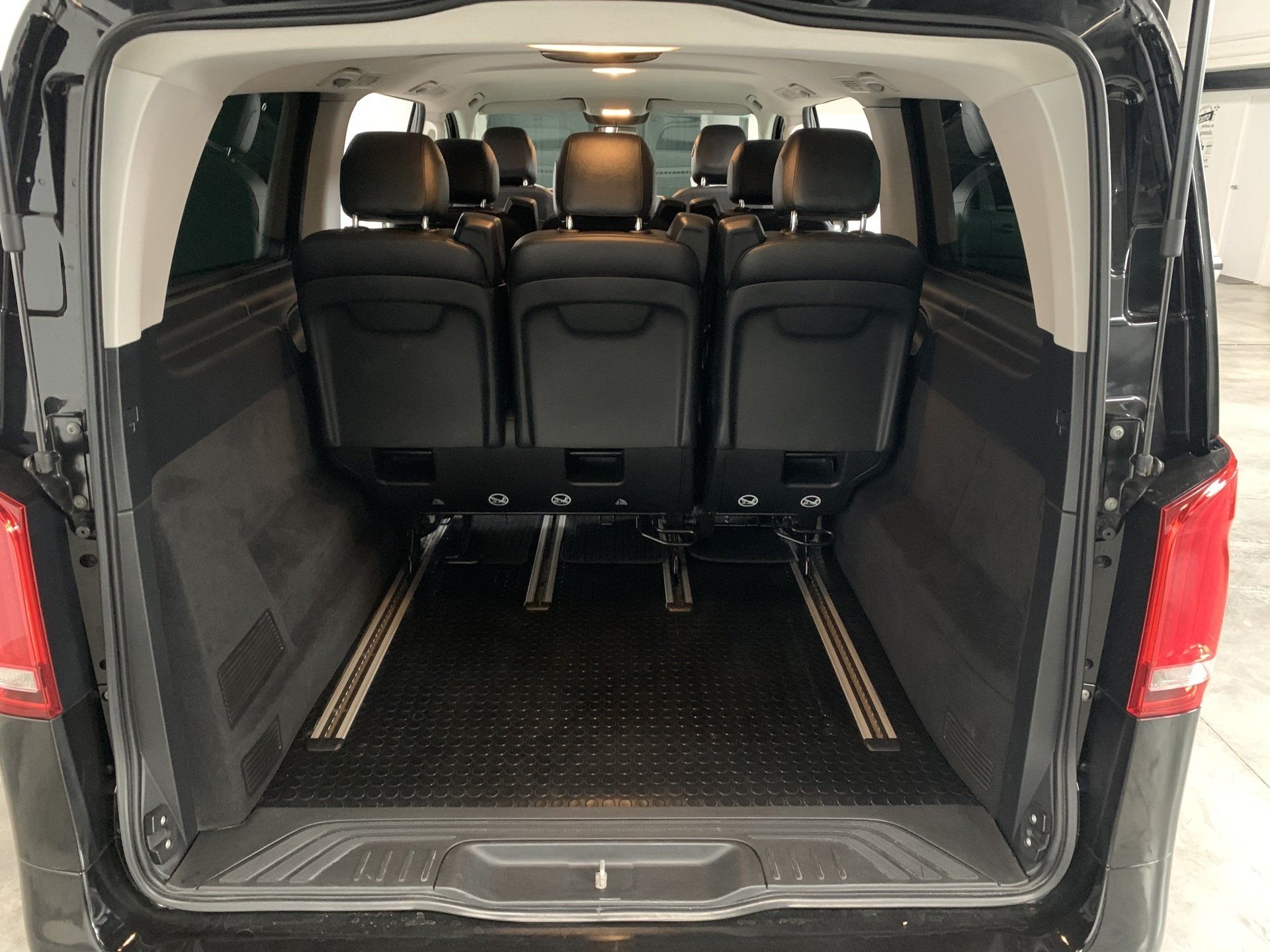Capacidad de maletero minivan Mercedes VClass
