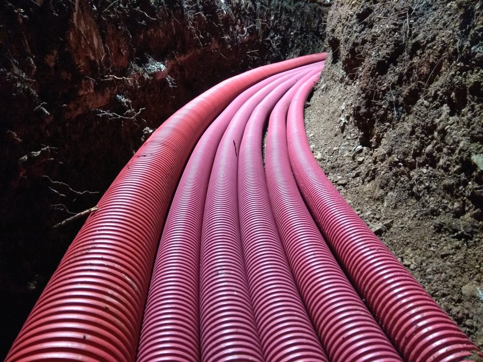 LÍNEAS SUBTERRANEAS