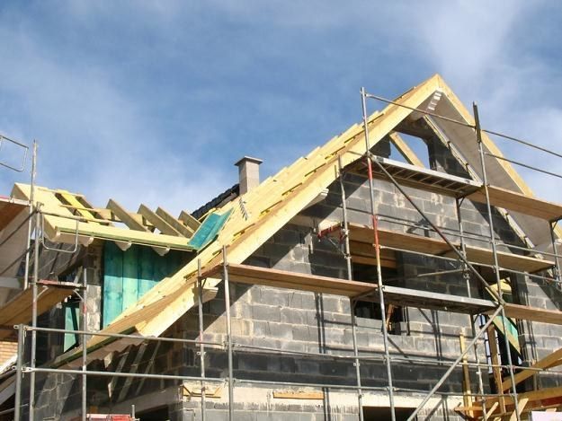 artisan couvreur charpentier 95