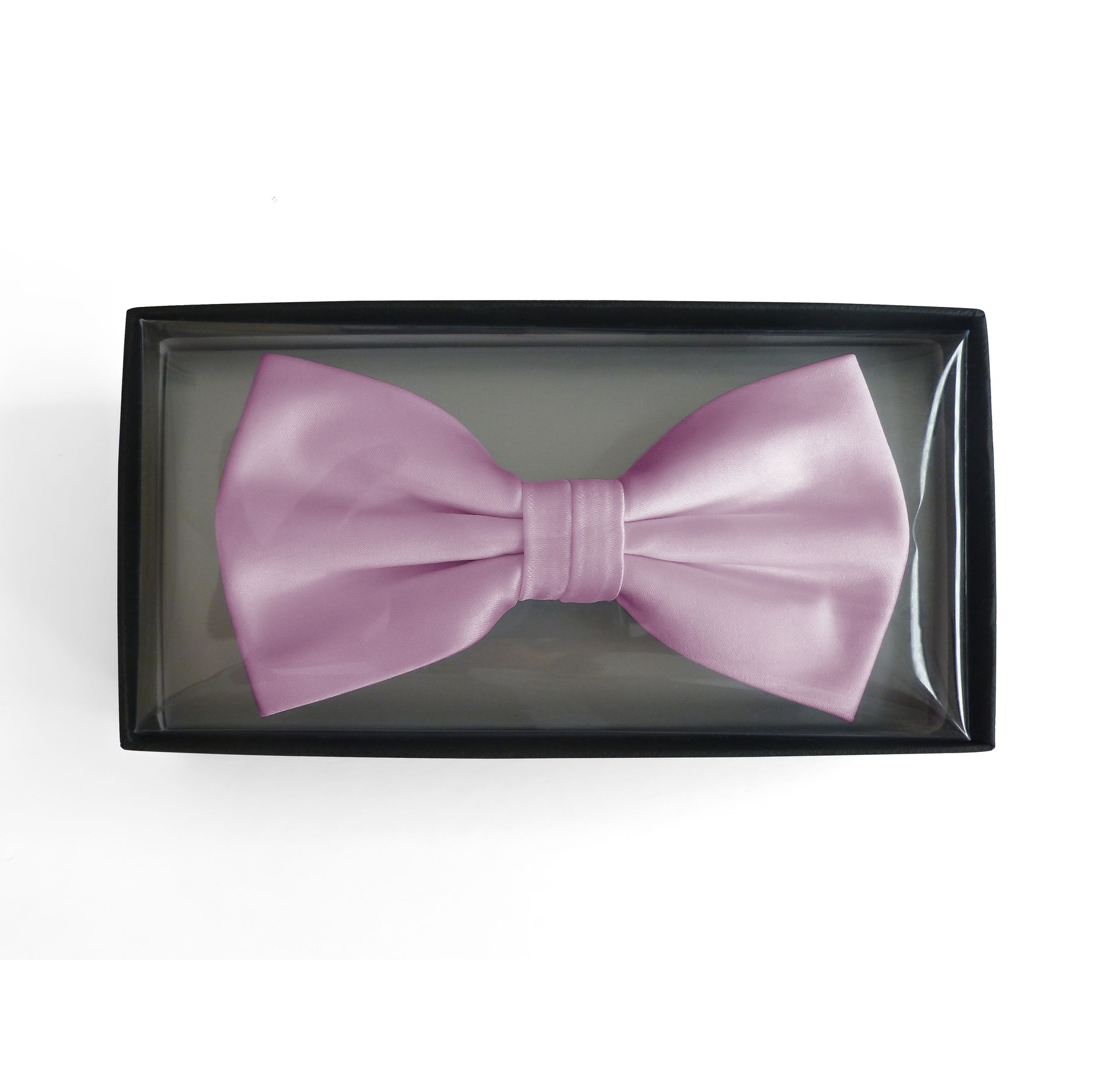 Artikel: 703001/B
Satinschleife in einer Box
100 % Polyester-Satin
6,5 x 12 cm