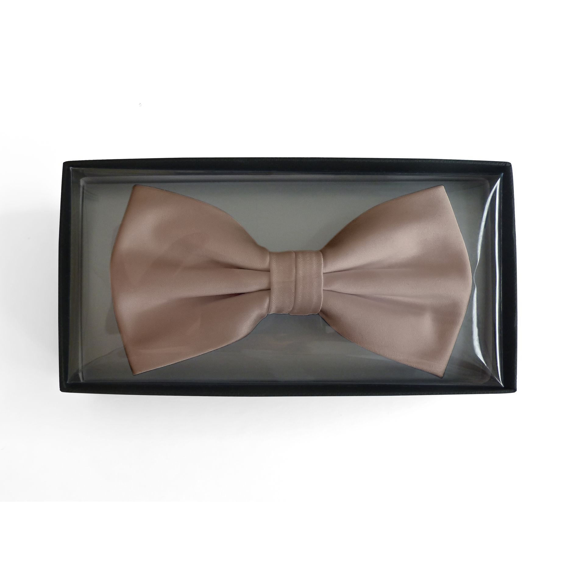 Artikel: 703001/B
Satinschleife in einer Box
100 % Polyester-Satin
6,5 x 12 cm