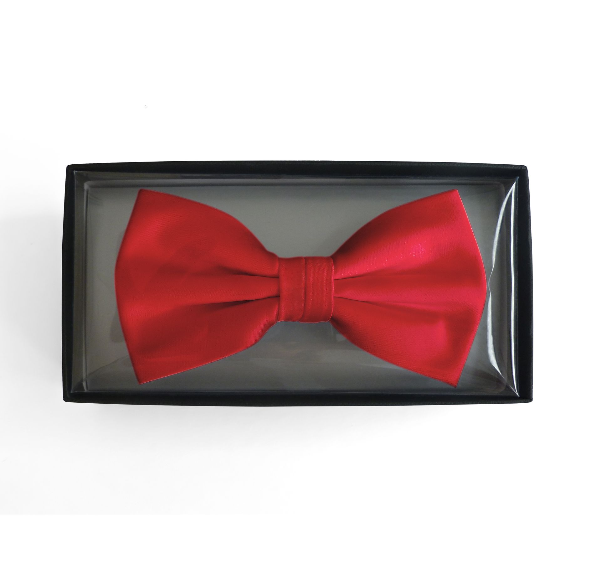 Artikel: 703001/B
Satinschleife in einer Box
100 % Polyester-Satin
6,5 x 12 cm