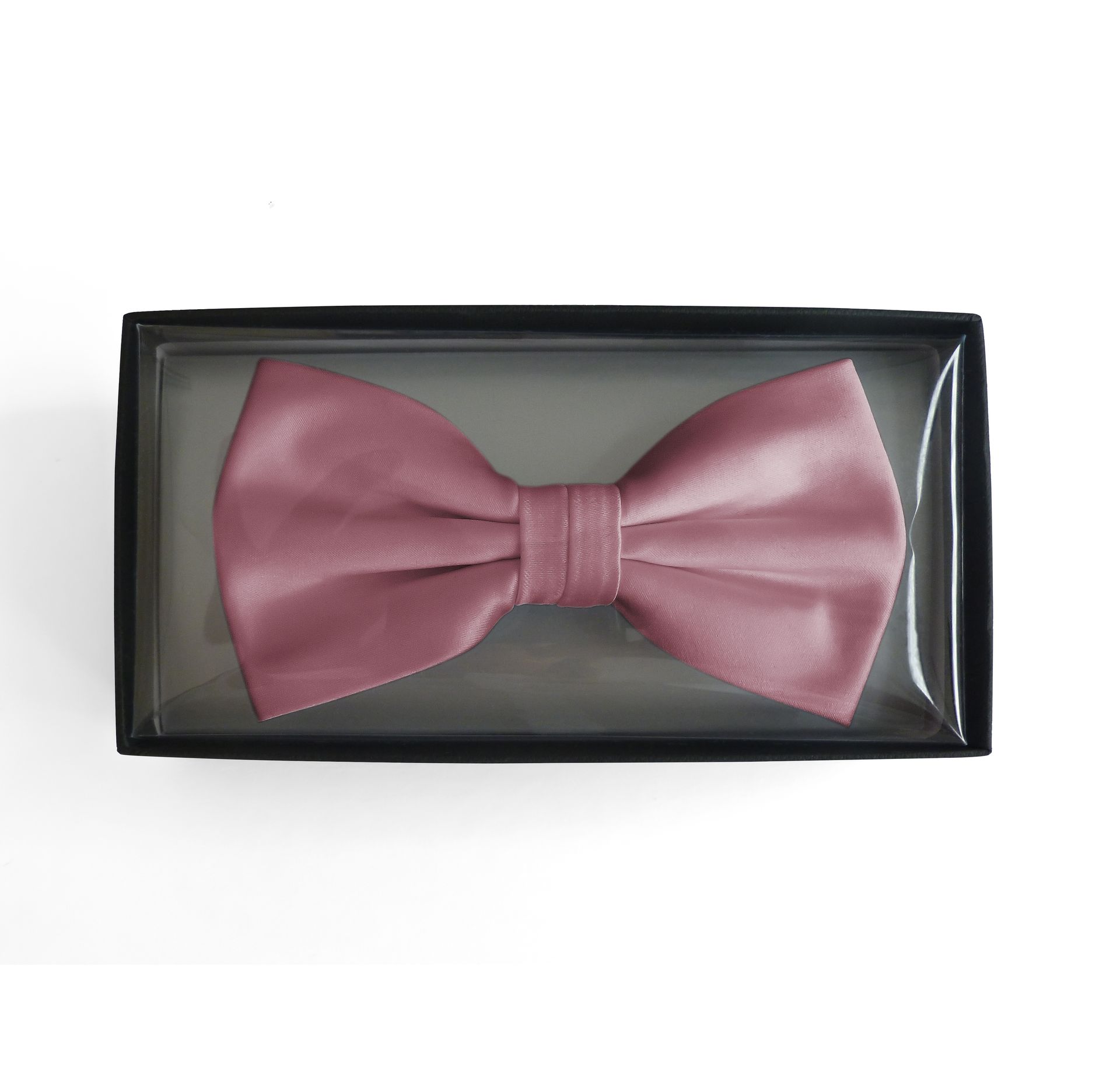 Artikel: 703001/B
Satinschleife in einer Box
100 % Polyester-Satin
6,5 x 12 cm