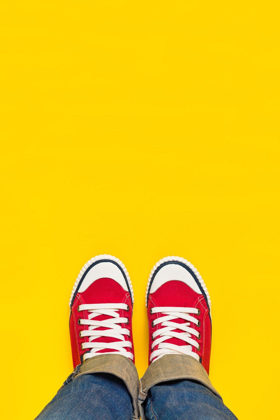 Baskets d'adolescents. Baskets.