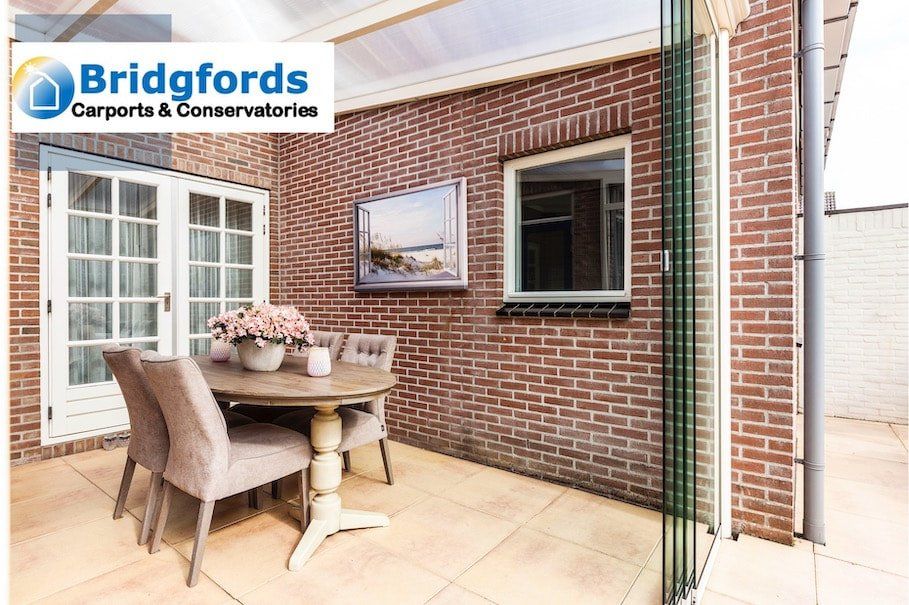 Bridgfords Glass room