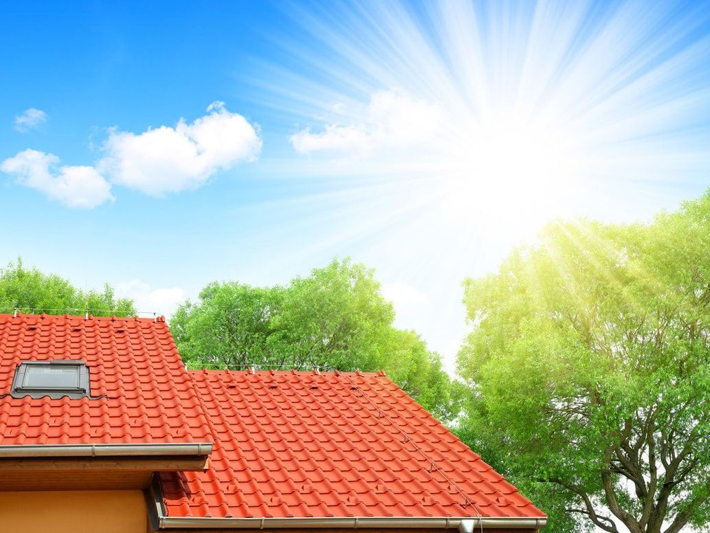 Solar system improving power resilience