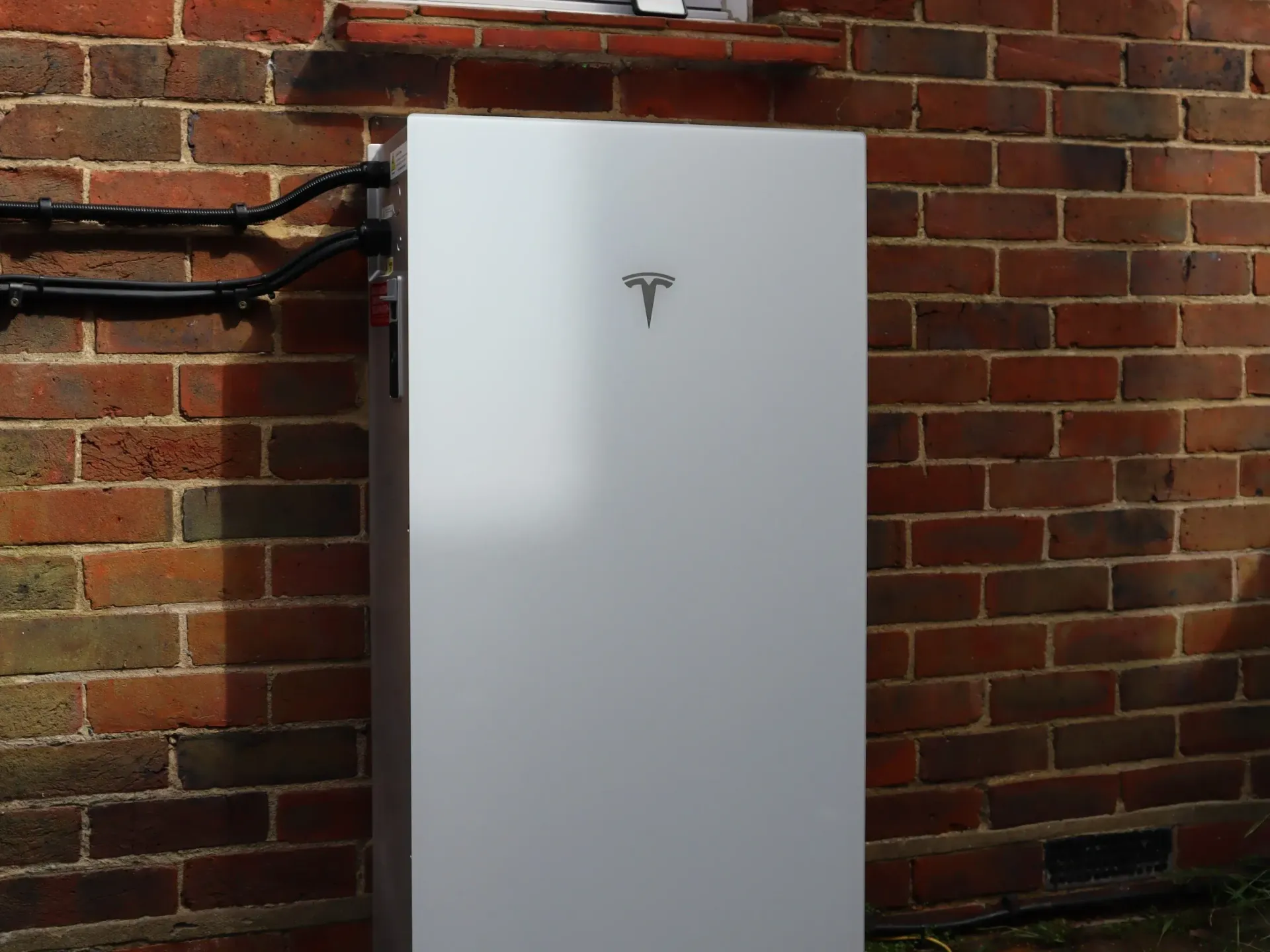 Solar generation system for industrial premises