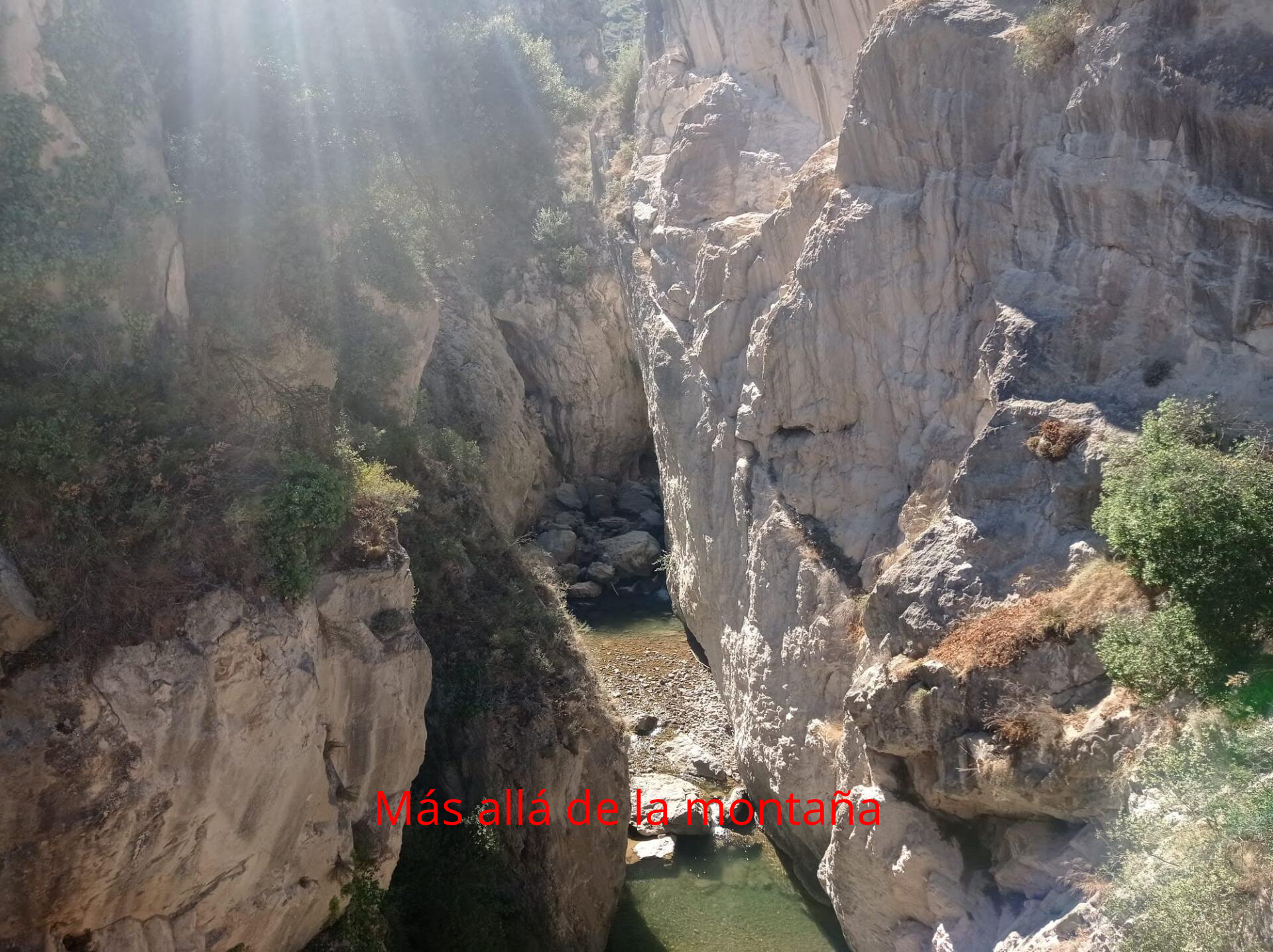 Cañón de rio Leza y fuentes del Restauro